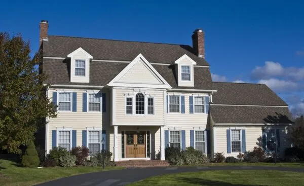 When to Replace Vinyl Siding 