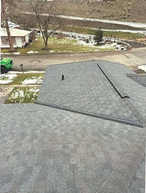 Family in Prosser, WA with a brand new GAF Roof in Metalmark Gray completed by DaBella