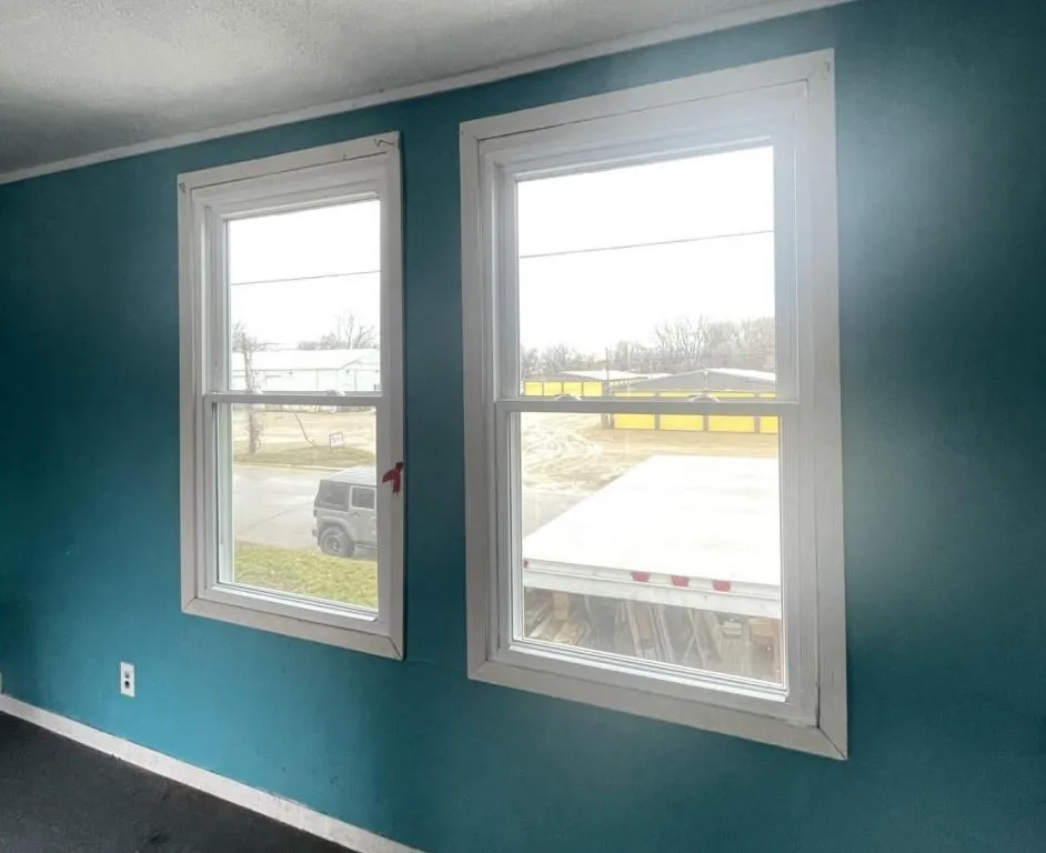 2 ventanas de vinilo «Glasswing» de doble hoja instaladas por DaBella.