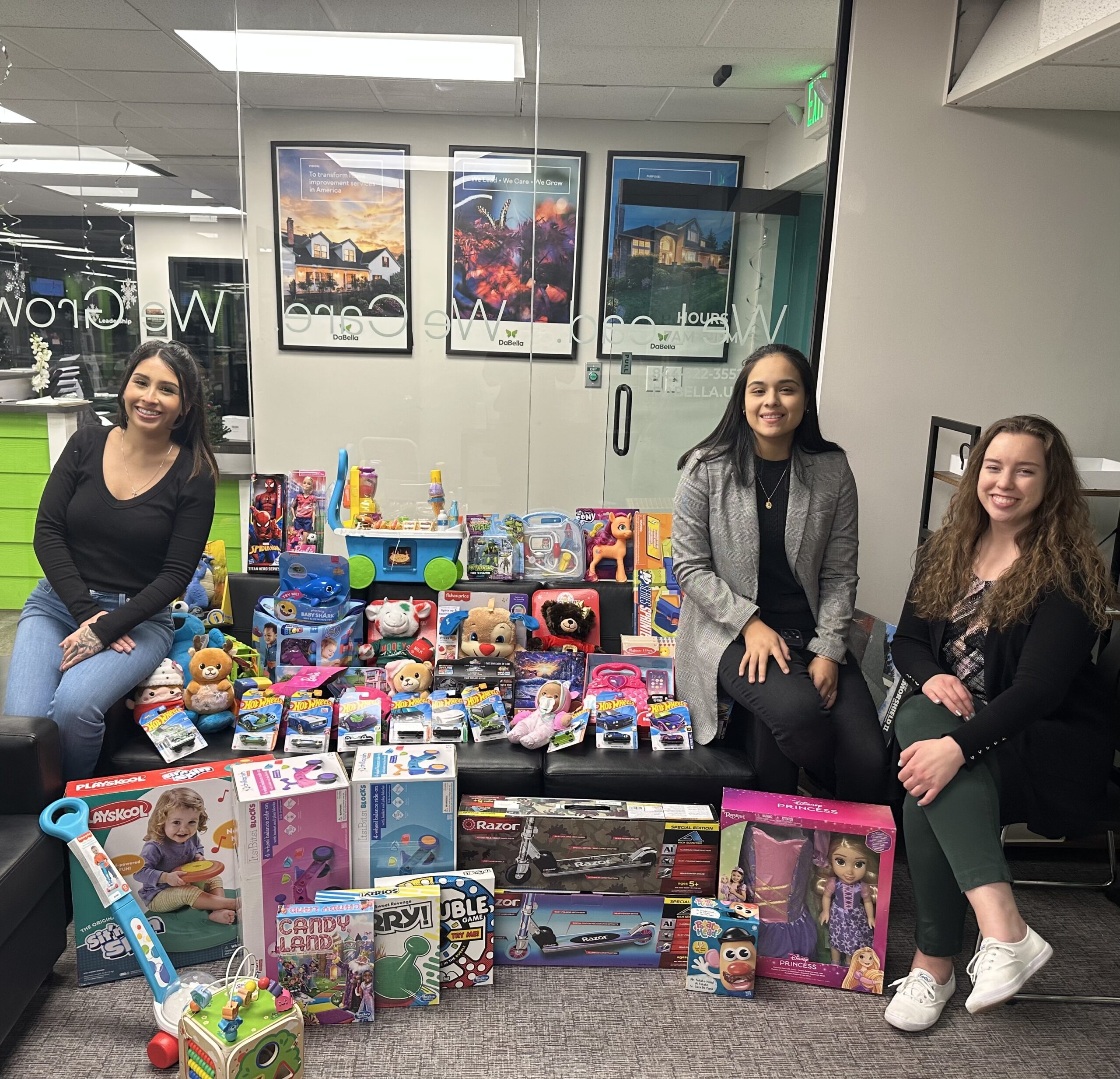 DaBella Makes Record-Breaking Holiday Donations to Support Local Families in Denver, CO 